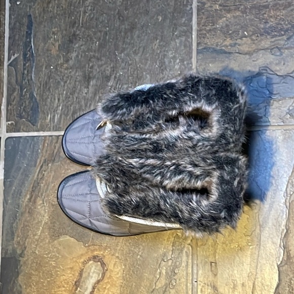 Columbia Women's Gray Minx™ Mid III Boot sz 7.5 - Picture 3 of 11